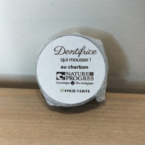 dentifrice solide au charbon